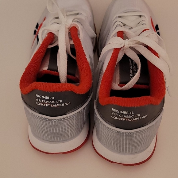 Reebok sneakers new - Picture 3 of 4